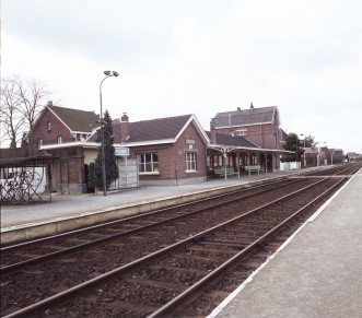 Puurs - SNCB K04042-008 (2).jpg